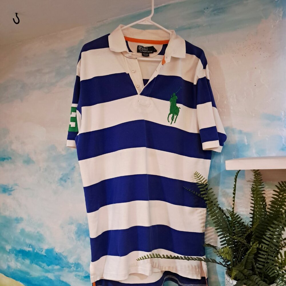 Vintage men's classic Ralph Lauren Polo men's size L shirt, beautiful condition
